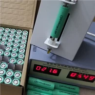 عشية 18650 بطارية 33 فولت